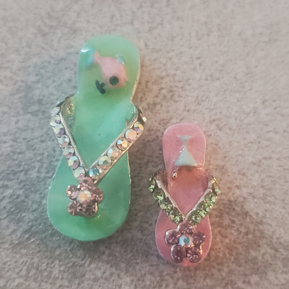 Mommy & Me Green and Pink Rhinestone Flip Flop Charm SET